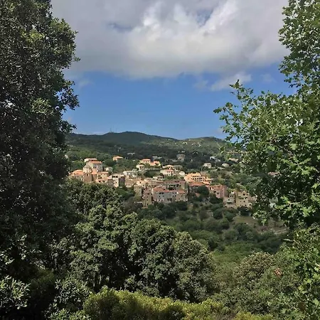 Сasa de vacaciones Ravissante Maison Entre Ile Rousse Et Calvi *