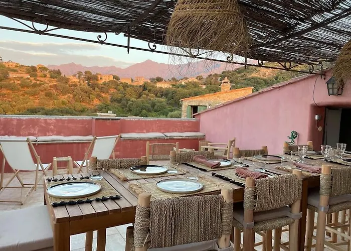 Casa de Férias Ravissante Maison Entre Ile Rousse Et Calvi Cateri